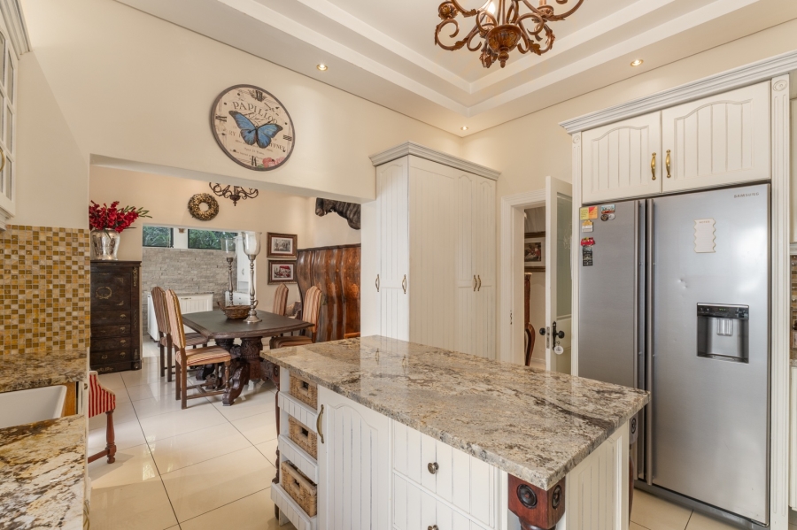 4 Bedroom Property for Sale in Napier Western Cape